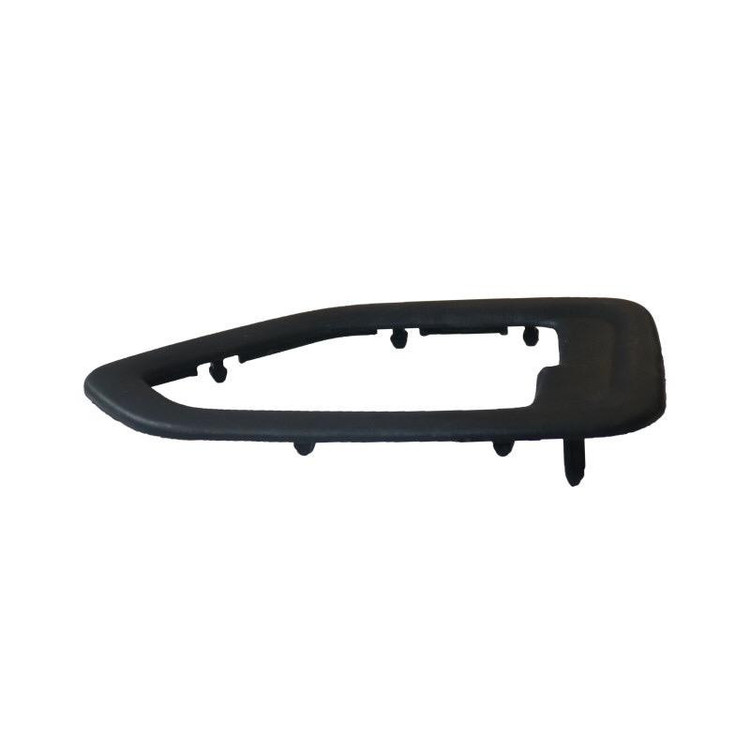 قاب دور دستگیره در بازکن داخل چپ خودرو چیکال مدل P-26-L مناسب برای پژو 405 GLX