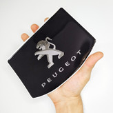 پد جلو مانیتور خودرو چیکال مدل P-755 مناسب برای پژو 207