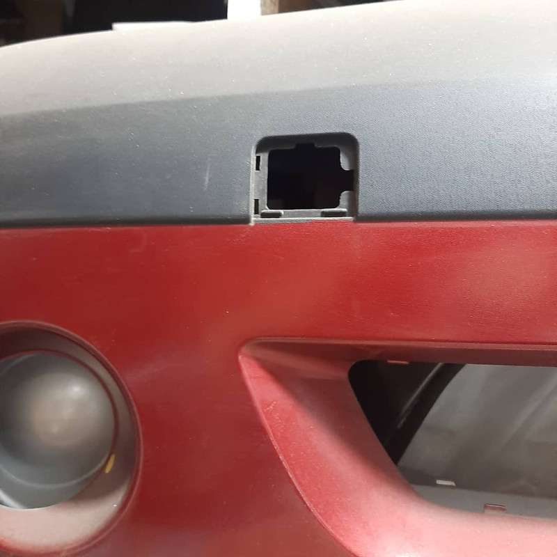 درپوش بکسل بند سپر جلو خودرو چیکال مدل P-773 مناسب برای رنو L90