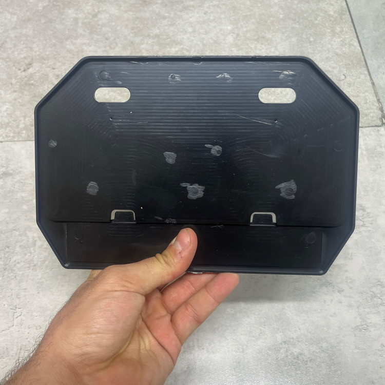 قاب پلاک موتور سیکلت وارون طرح چند ضلعی کد W-117