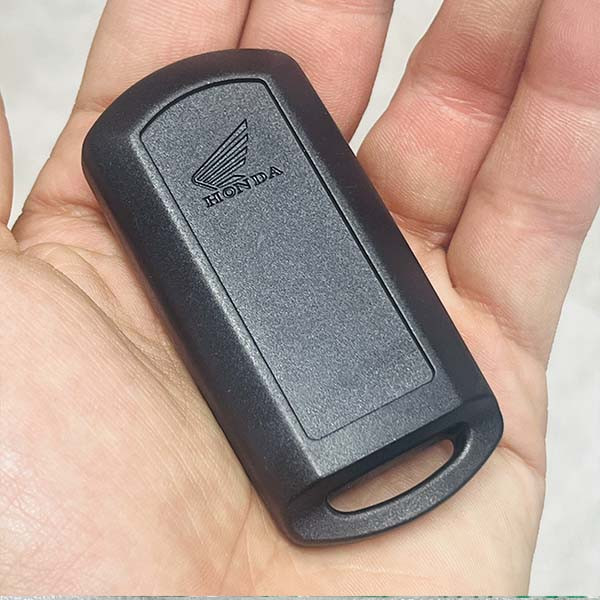 کاور یدک ریموت موتور سیکلت وارون مدل L-45 مناسب برای هوندا کلیک 150